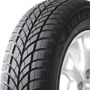 Livrare gratuită MAXXIS WP-05 ARCTICTR 155/65 R14 79T