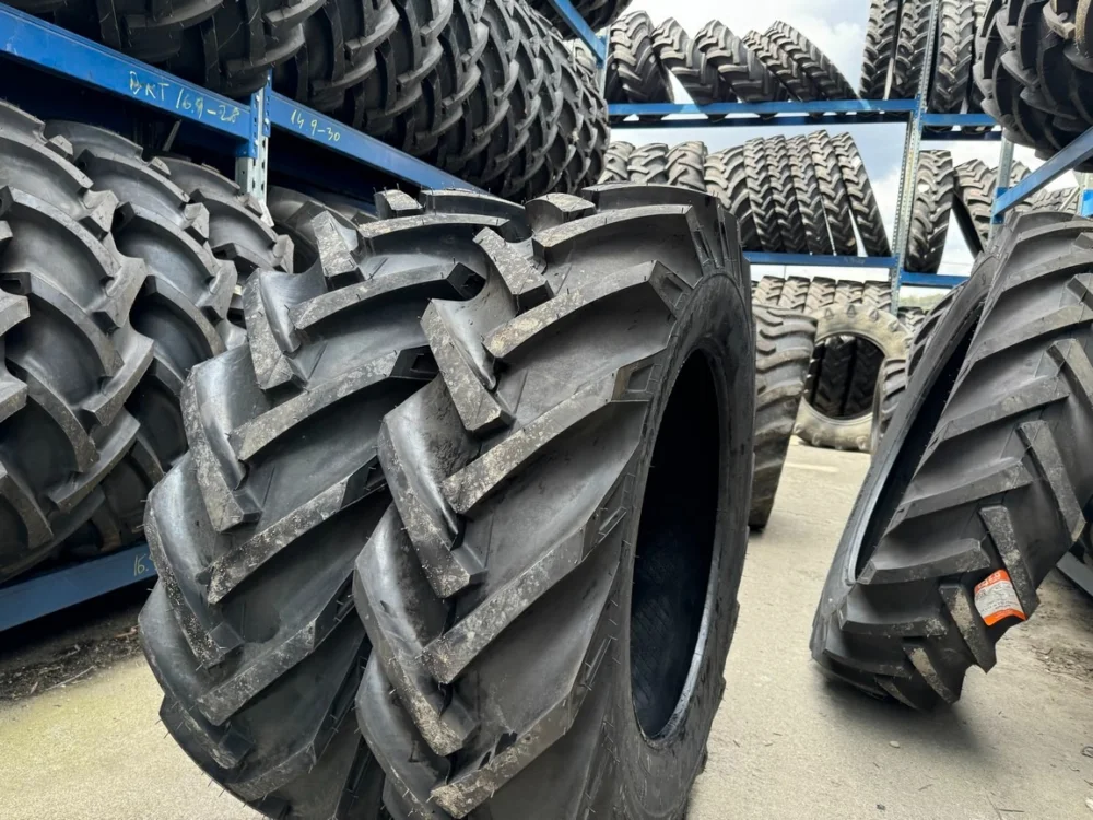 ANVELOPA 13.6-28 MONTANA 8PR TT Transport gratuit