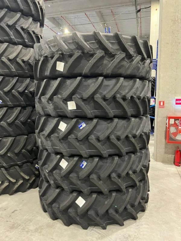 Cumpără acum ANVELOPA 320/85 R38 CEAT Farmax R85 143 A8 / 143 B TL