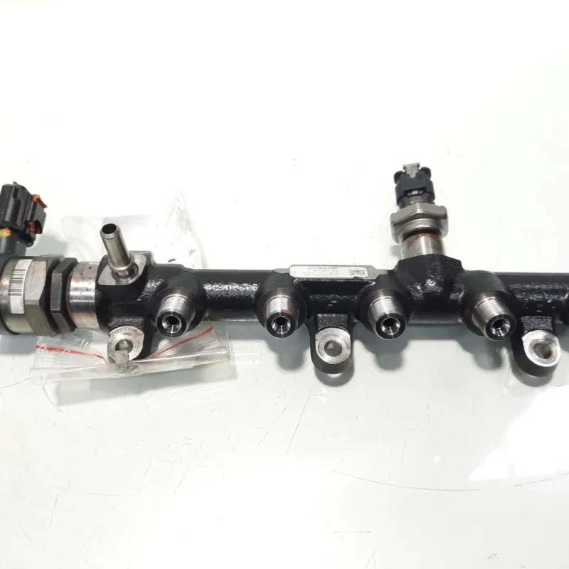 Rampa injectoare cu senzor, cod 175217814R, Renault Megane 4 Sedan, 1.7 DCI, R9N401 (idi:556591) Ultima șansă