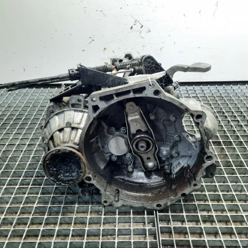 Plată securizată Cutie de viteze manuala cu Start Stop, cod MYP, VW Passat Variant (365), 1.6 TDI, CAY, 6 vit man (pr:110747)