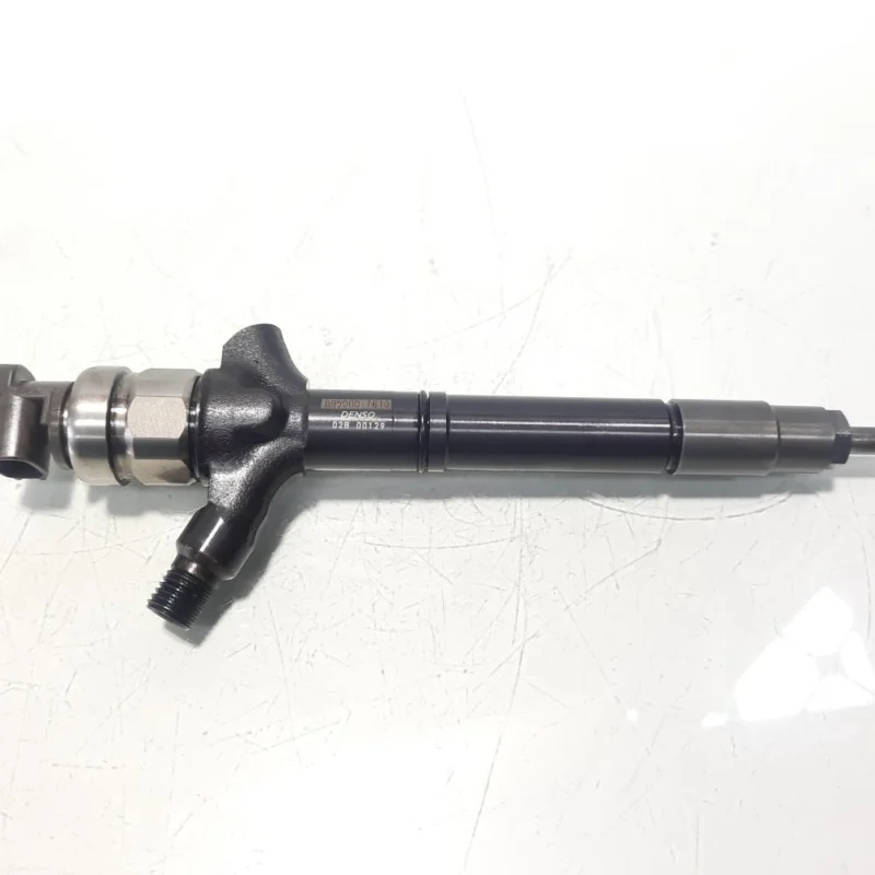 Injector, cod 0950007610, Toyota Avensis II combi (T25), 2.2 D-4D, 2AD-FTY (id:553753) Ieftin