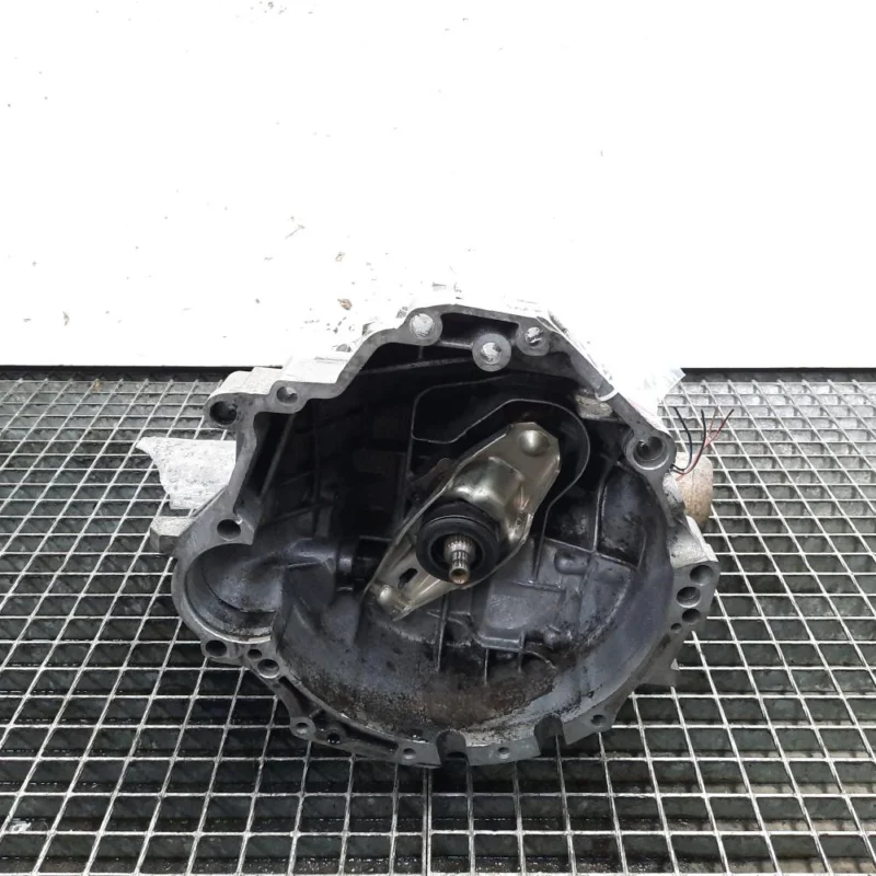 Retur gratuit Cutie de viteze manuala, cod GGB, Audi A6 (4B2, C5), 1.9 TDI, AWX, 5 vit man (idi:537578)
