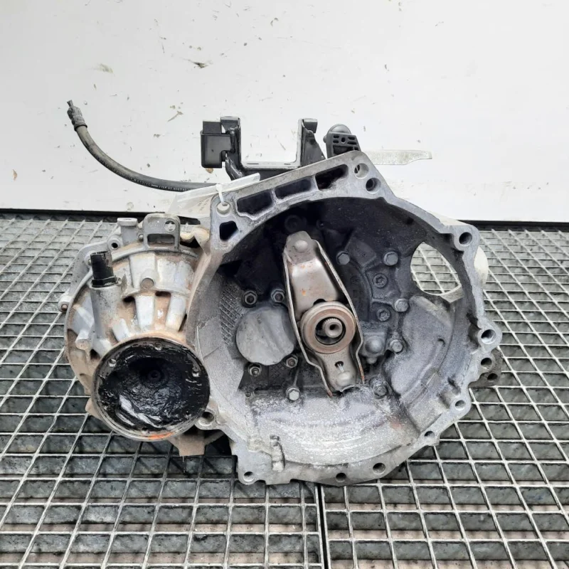 Cutie viteza manuala, cod KFK, Skoda Fabia 2 (facelift), 1.6 TDI, CAY, 5 vit man (idi:540832) Ofertă