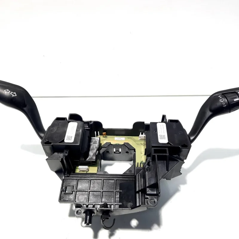 Reduceri Maneta stergatoare cu maneta semnalizare, cod BV6T-13N064-AG, Ford Focus 3 Turnier (idi:514790)