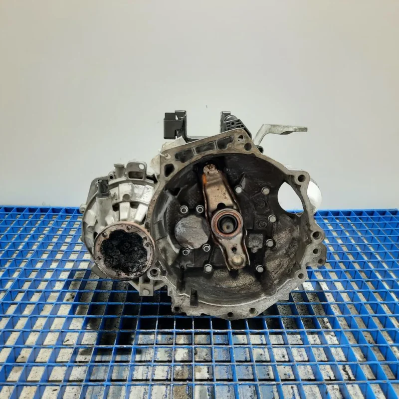 Cutie viteza manuala, cod KFK, VW Polo (6R), 1.6 TDI, CAY, 5 vit man (id:541379) Cel mai bun preț