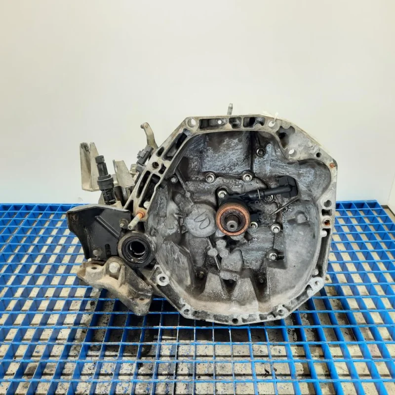 Reducere specială Cutie viteze manuala, Dacia Duster, 1.5 DCI, K9K856, 5 vit man (pr:110747)