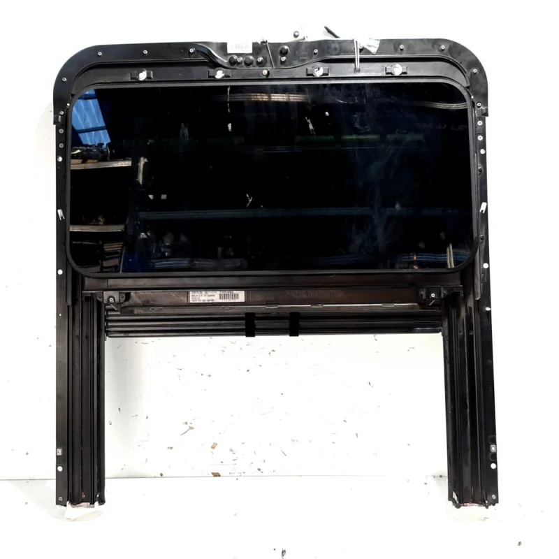 Trapa, Mercedes Clasa C T-Model (S204) (id:540295) Preț mic