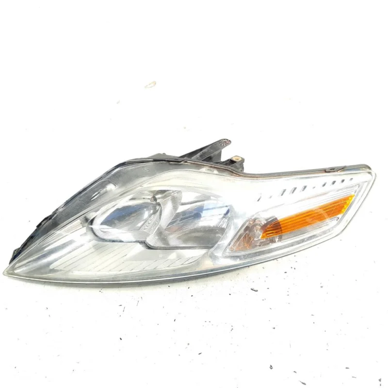 Ofertă specială Far stanga, Ford Mondeo 4 (id:535695)