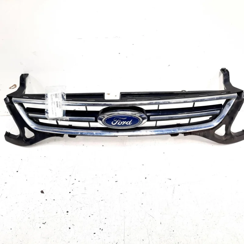 Grila bara fata centrala cu sigla, cod BS71-8200-B, Ford Mondeo 4 Sedan, facelift (idi:531844) Nu rata