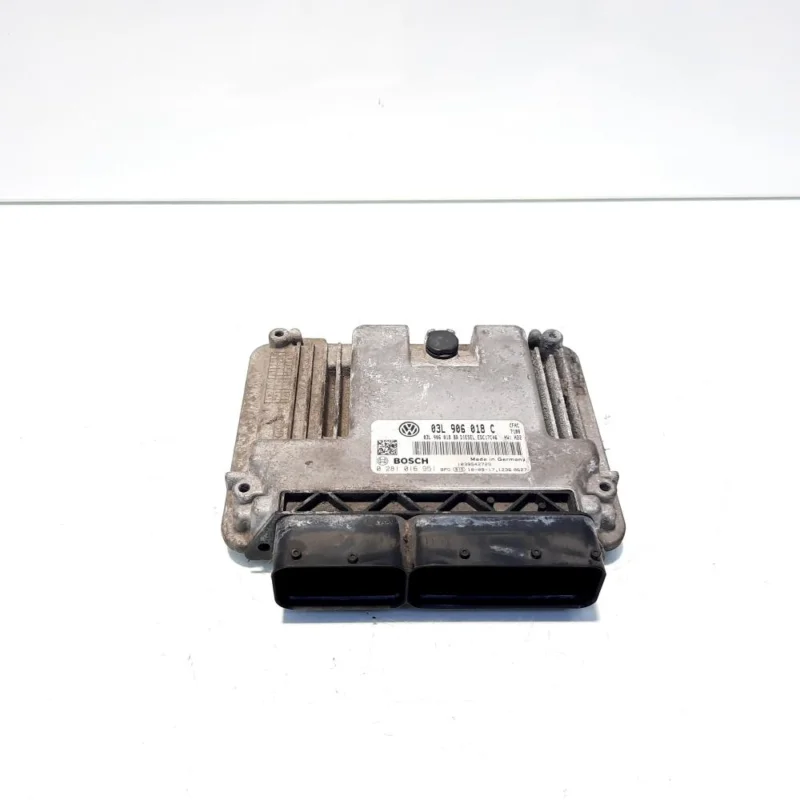 Calculator motor, cod 03L906018C, 0281016951, VW Scirocco (137), 2.0 TDI, CFG, 4X4 (idi:527109) Reducere specială