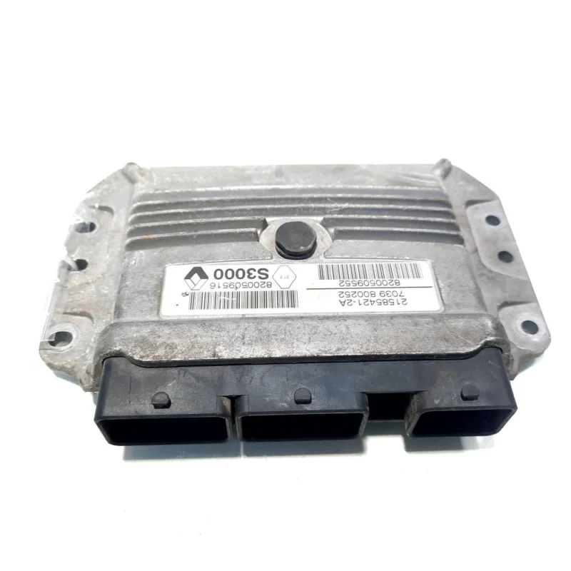 Nu rata Calculator motor, cod 8200509552, Renault Megane 2 Coupe-Cabriolet, 1.6 benz, K4M791 (idi:531090)