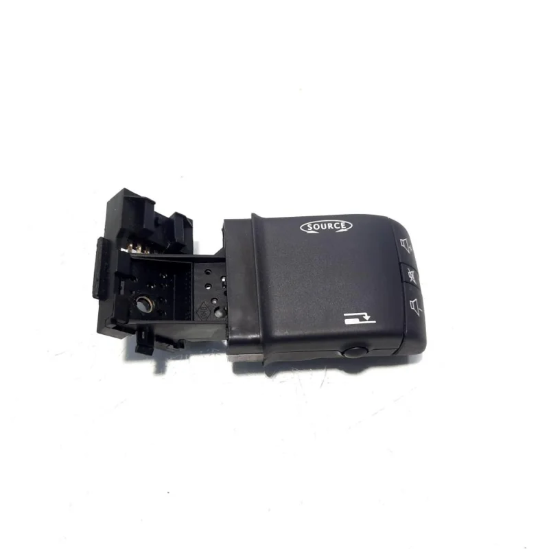 Preț mic Maneta comenzi radio, cod 8200103769, Renault Megane 2 Sedan (idi:531105)