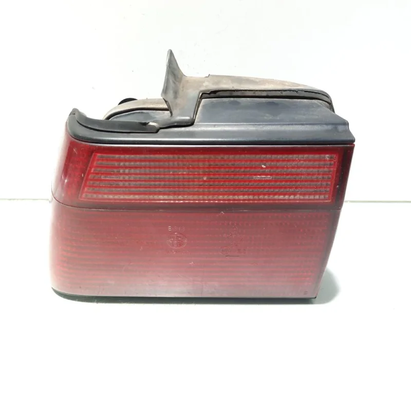 Reducere de preț Stop stanga aripa, Alfa Romeo 155 (167) (id:529983)