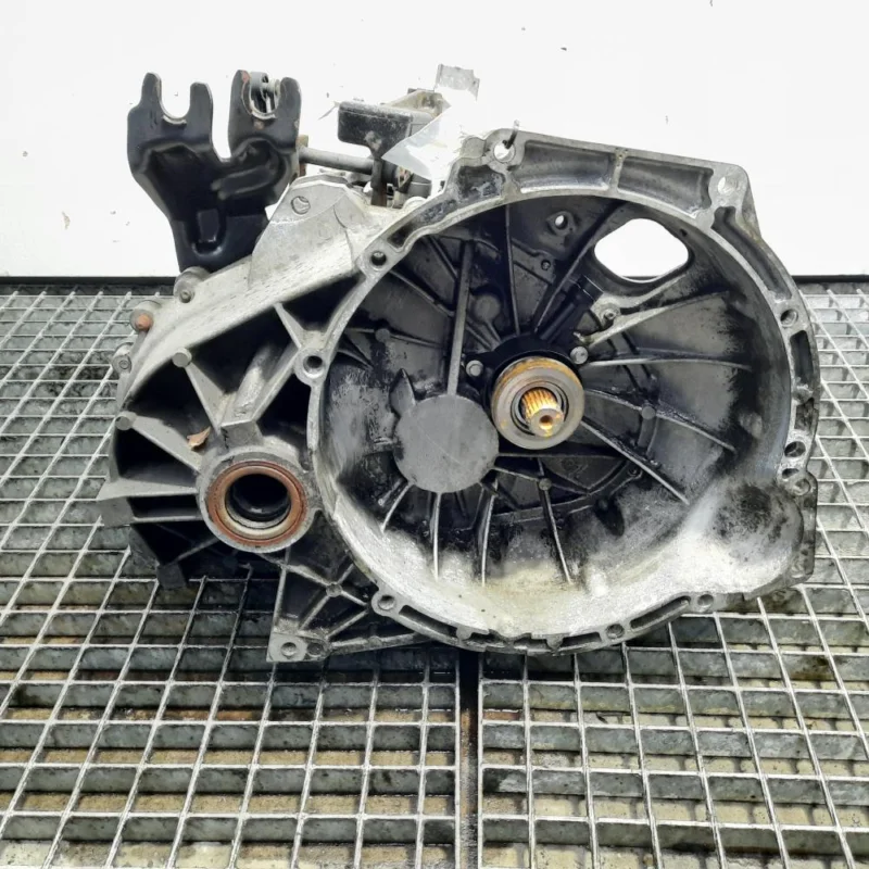 Cutie de viteza manuala, cod 6M5R-7002-ZB, Ford Focus 2 Sedan (DA), 1.8 TDCI, KKDA, 5 vit man (idi:514655) Ultima șansă