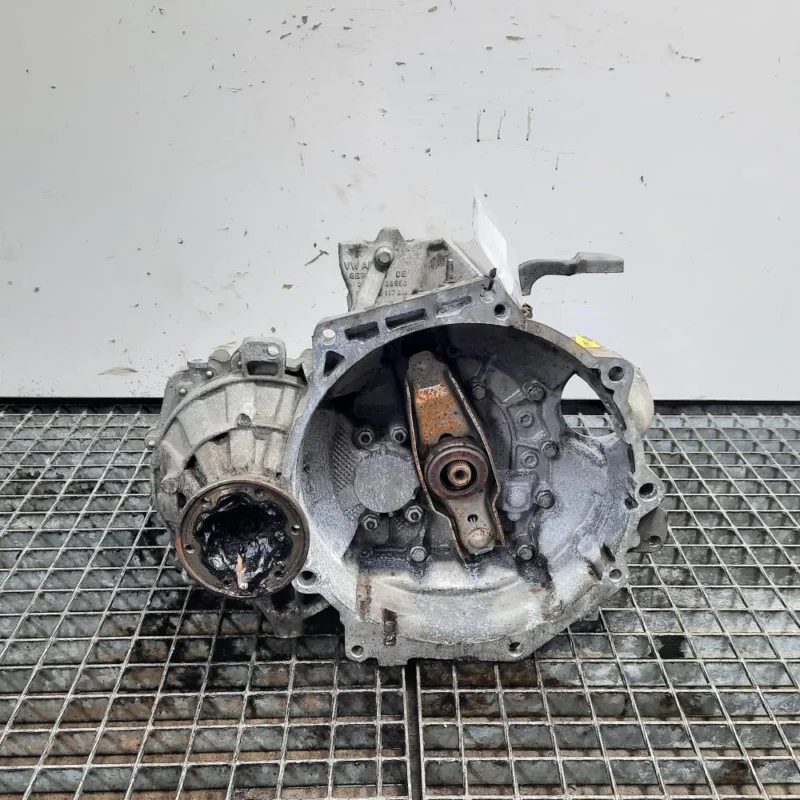 Cumpărături sigure Cutie viteze manuala, cod LHW, VW Golf 6 Variant (AJ5), 1.6 TDI, CAY, 5 vit man (pr:110747)