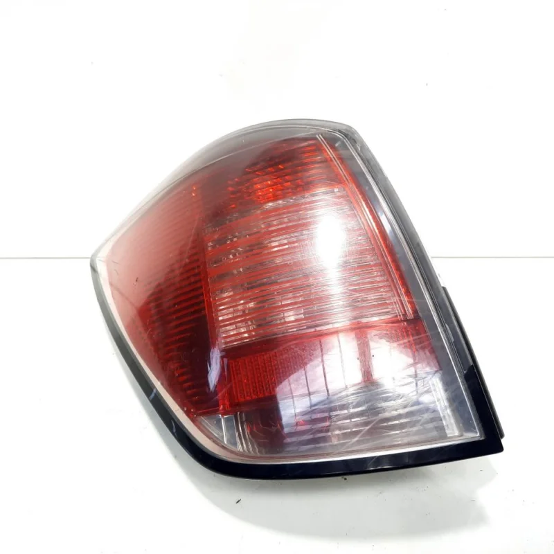 Stop stanga aripa, cod GM24451838, Opel Astra H Combi, facelift (id:523973) Reducere de preț