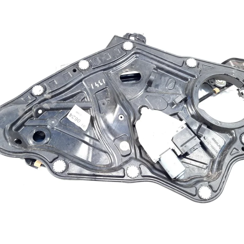 Promoție Macara cu motoras dreapta spate, cod 3C8839756D, Vw Passat CC (357) (id:523384)