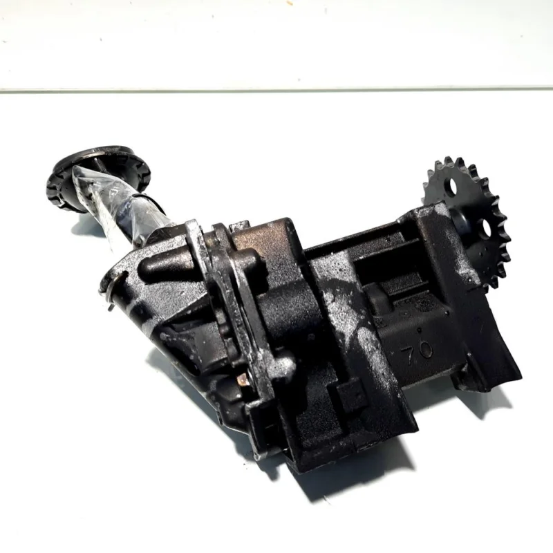 Ofertă de sezon Pompa ulei, cod 8200307174, Renault Clio 3, 1.5 DCI, K9K770 (id:512072)