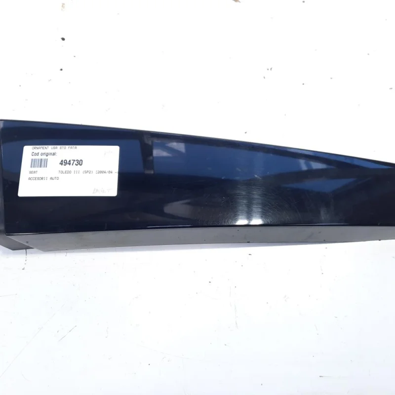 Ofertă exclusivă Ornament stanga fata, Seat Toledo 3 (5P2) (id:494730)