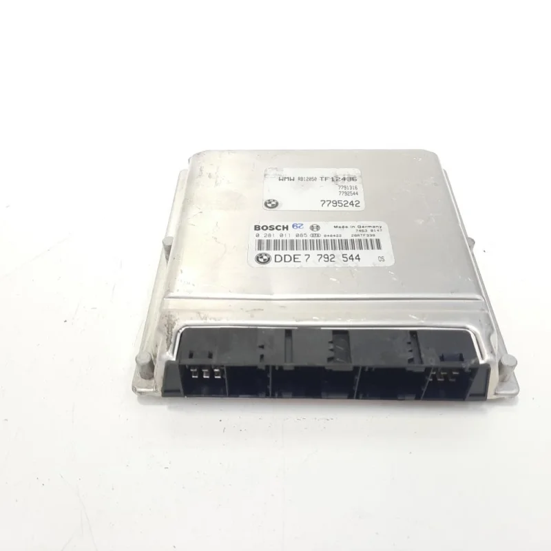 Calculator motor, cod 7792544, 0281011085, Toyota Corolla Combi (E12) 1.4 D, 1ND (idi:483369) Chilipir