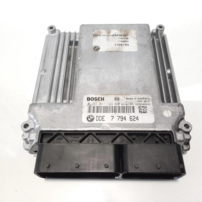 Calculator motor Bosch, cod 7794624, 0281011122, Bmw 1 (E81, E87) 2.0 D, 204D4 (idi:483590) Bestseller