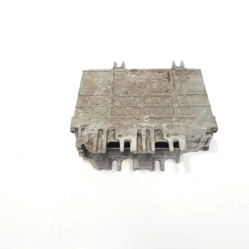 Calculator motor Bosch, cod 3A0907311A, 0261203592, Vw Passat (3B3) 1.8 B, ABS (idi:483622) Super ofertă