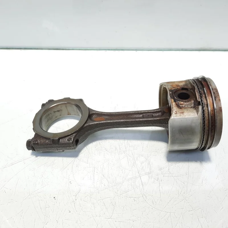 Cel mai vândut Piston cu biela, Renault, 1.2 benz, D4F740 (idi:498552)
