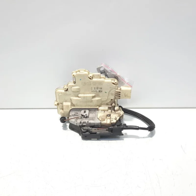 Broasca dreapta fata, cod 3C1837016A, Vw Passat Variant (3C5) (id:501716) Vezi acum