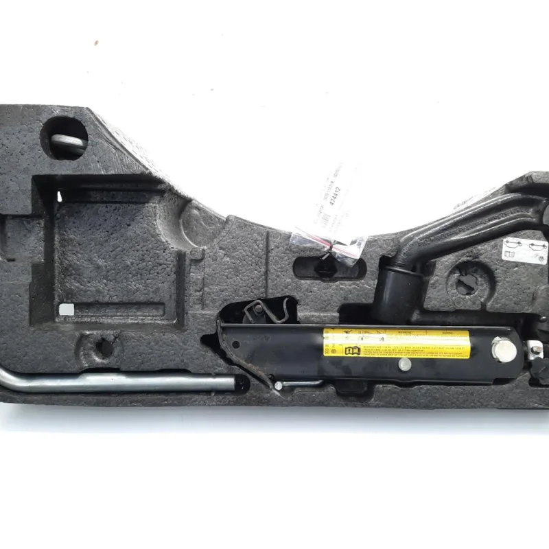 Spuma cu cric, cheie si carlig, cod 3C0011031B, 3C0803882, VW Passat (3C2) (idi:474412) Nu rata