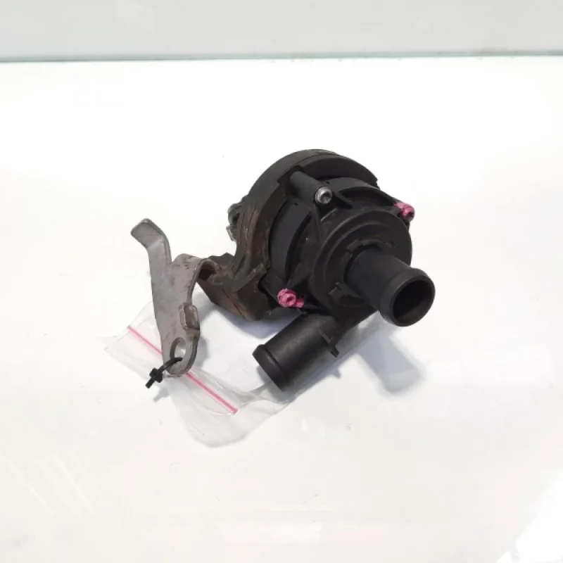 Reduceri Pompa recirculare apa, cod 5Q0965567J, Audi A3 Sedan (8VS, 8VM) 2.0 TDI, CRFC (pr:110747)