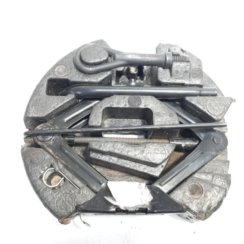 Reducere extra Cric cu cheie si spuma, Ford Focus 3 Turnier (id:493442)