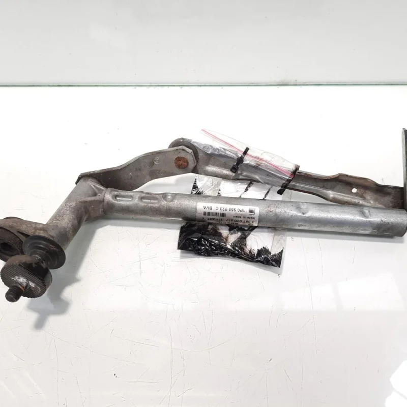 Ansamblu stergator stanga fata, cod 1P0955023C, Seat Leon (1P1) volan pe stanga (id:493545) Reduceri