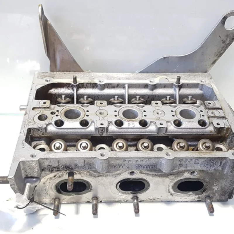 Cumpără acum Chiulasa, cod 03E103373C, Seat Altea (5P1) 1.4 benz, BXW (pr:110288)