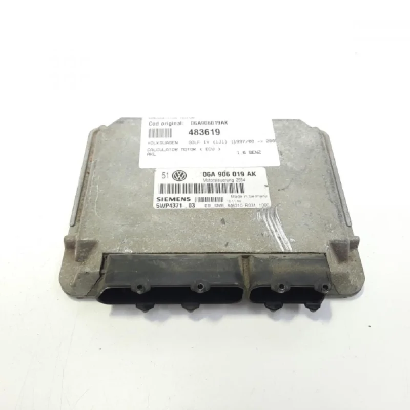 Calculator motor, cod 06A906019AK, Skoda Octavia 1 (1U2), 1.6 benz, AKL (idi:483619) Nu rata
