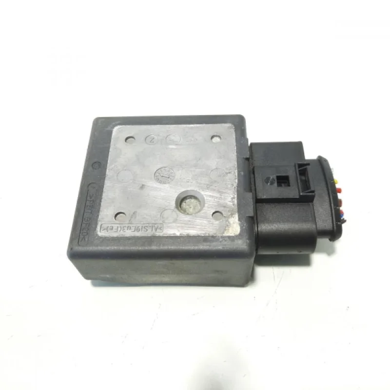 Releu pompa combustibil, cod 5Q0906121G, Audi A3 Cabriolet (8V7, 8VE) 2.0 tdi (idi:483897) Ofertă