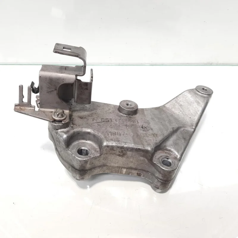 Reducere de preț Suport motor, cod A6510940039, Mercedes Viano (W639) 2.2 CDI, OM651940 (id:475887)
