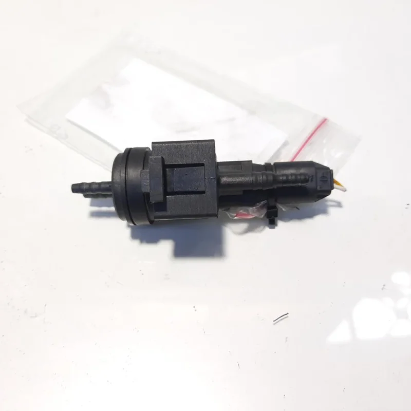 Supapa vacuum, cod 0025401497, Mercedes Sprinter 3-t (906) 2.2 cdi, OM642986 (idi:474740) Livrare expres