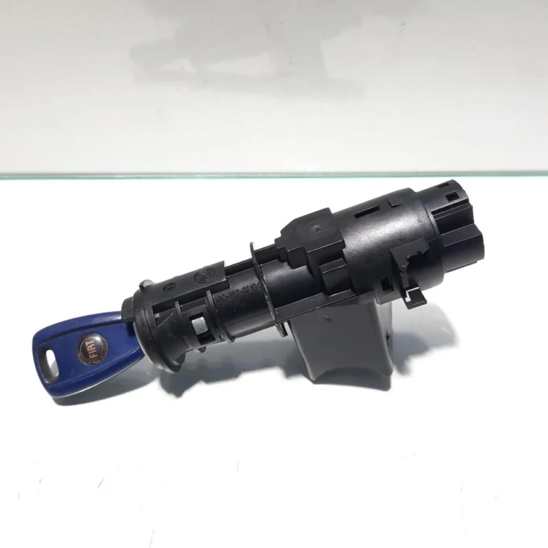 Nu rata Contact cu cheie, Lancia Ypsilon (843) (