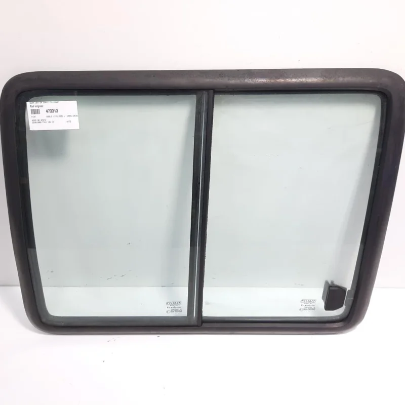 Geam dreapta spate, Fiat Doblo (119) (id:473313) Cel mai vândut