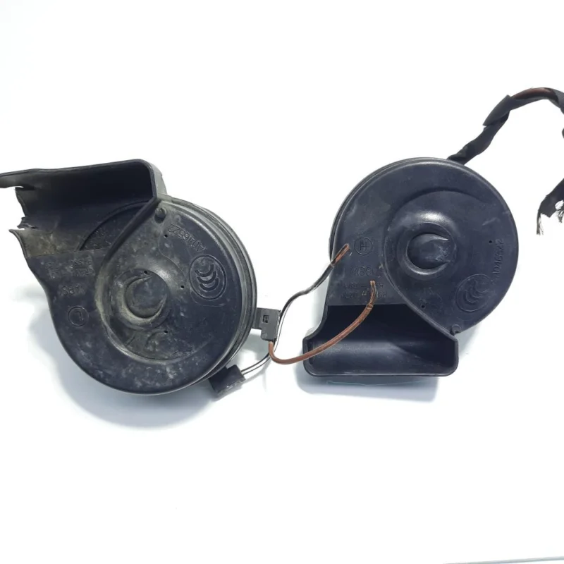 Ofertă limitată Set claxoane, Mercedes Clasa C (W204) (id:374502)