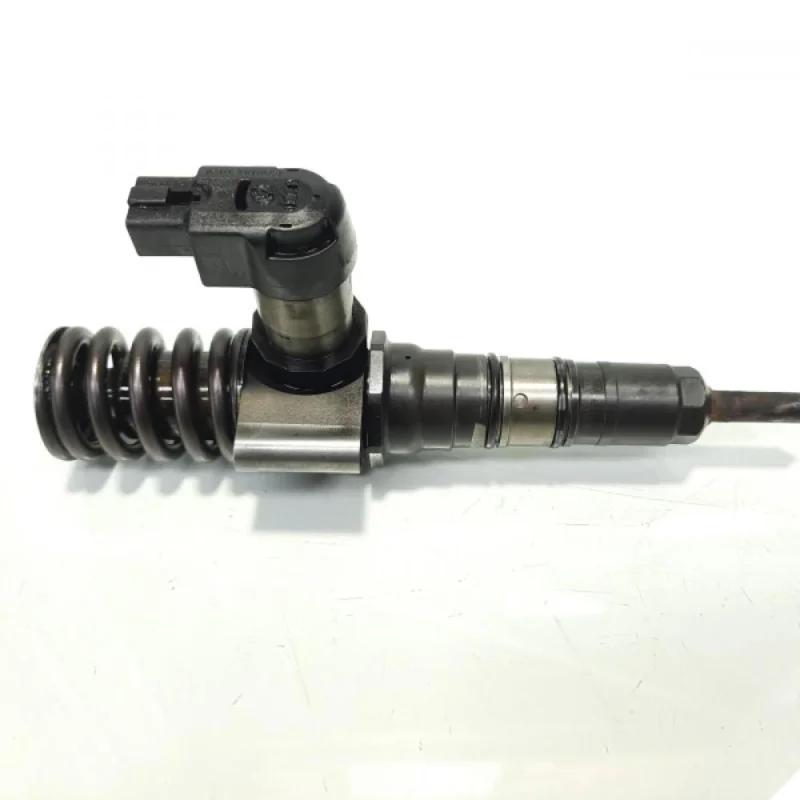 Cumpără online Injector, cod 03G130073T, Audi A3 Cabriolet (8P7), 2.0 TDI, BUY (pr:110747)