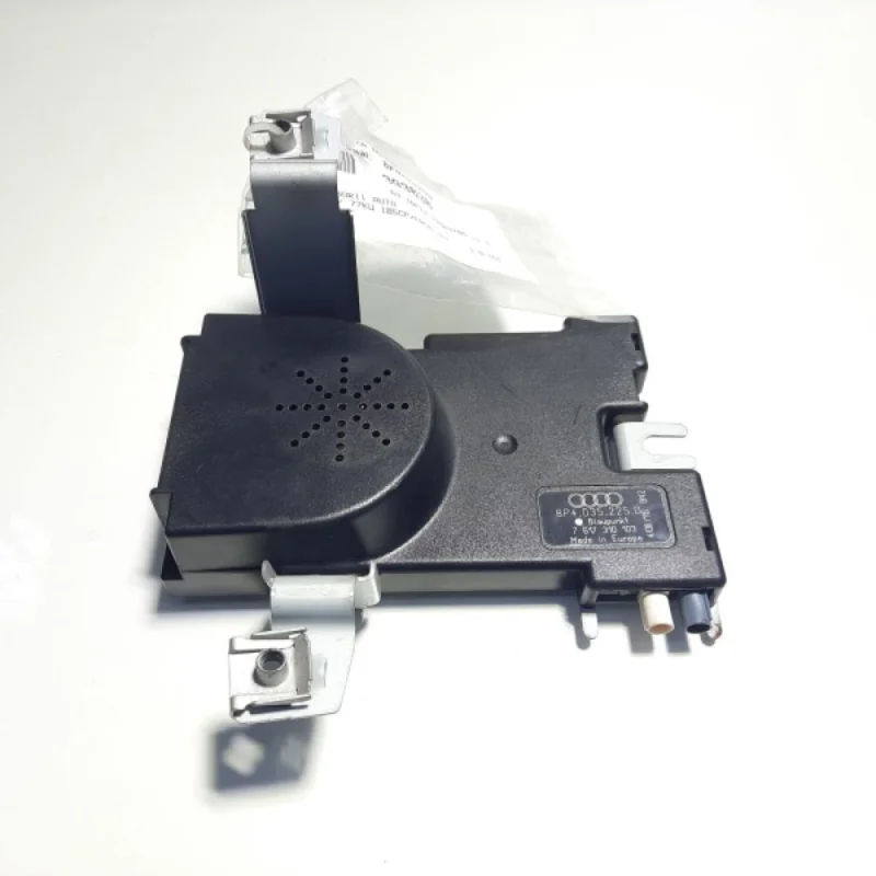 Amplificator antena, cod 8P4035225D, Audi A3 (8P1) id:393838 Transport gratuit
