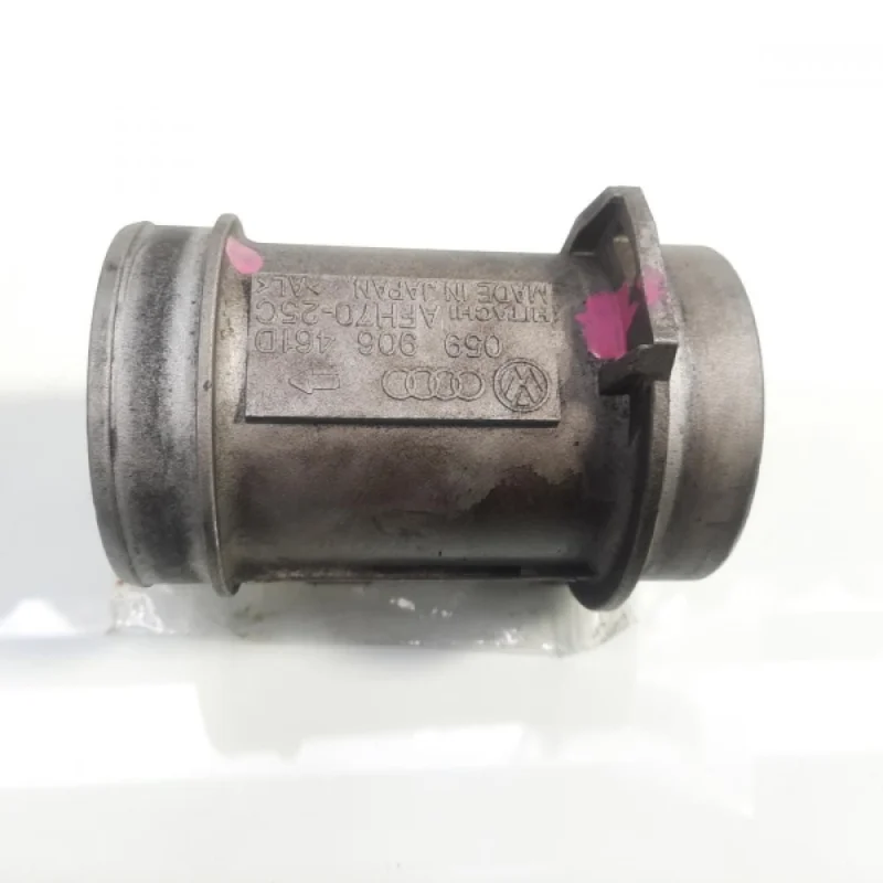 Comandă acum Debitmetru aer, cod 059906461D, Audi A6 (4B2, C5) 2.5 tdi, AKN (idi:458946)