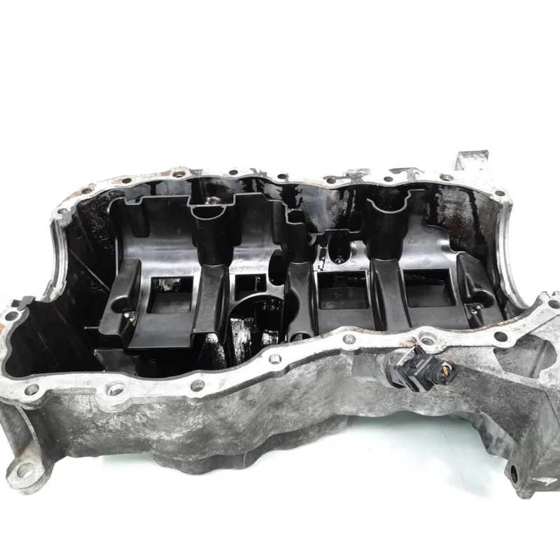 Reducere specială Baie ulei, cod 8200318813, Renault Megane 3 Combi, 1.5 DCI, K9K832 (idi:466630)