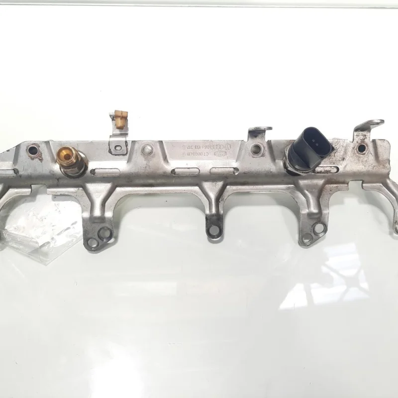 Preț promoțional Rampa injectoare cu senzor, cod 06J133317G, Audi A4 (8K2, B8) 1.8 TFSI, CAB (id:462374)