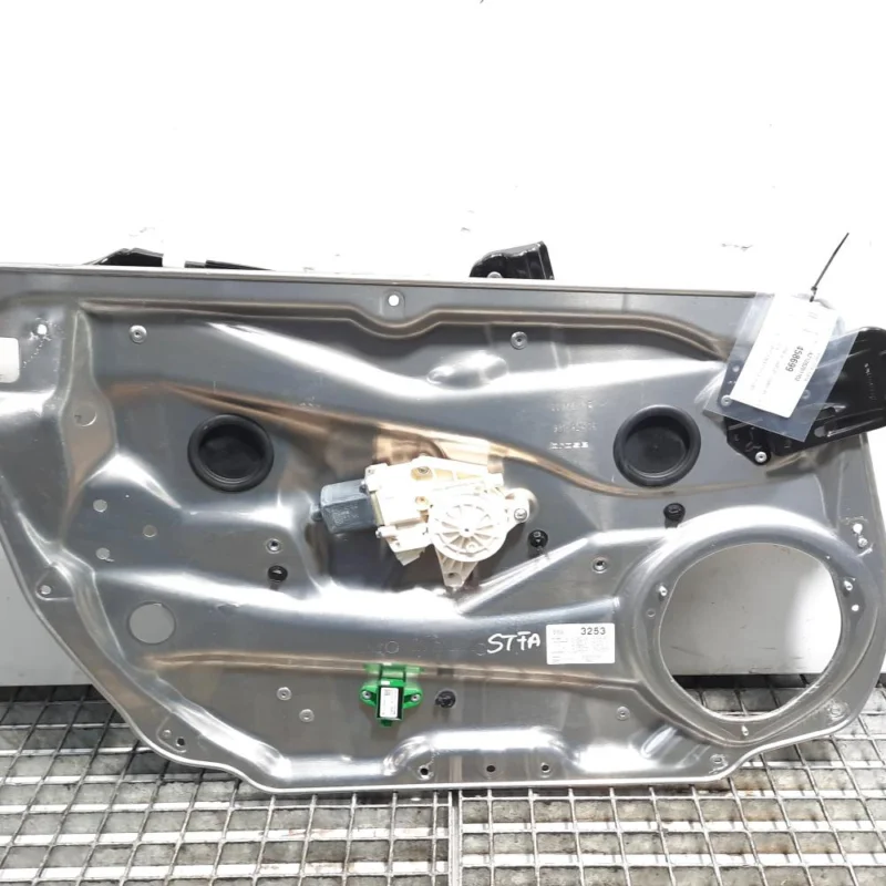 Ofertă specială Macara cu motoras stanga fata, cod A2128201102, Mercedes Clasa E T-Model (S212)