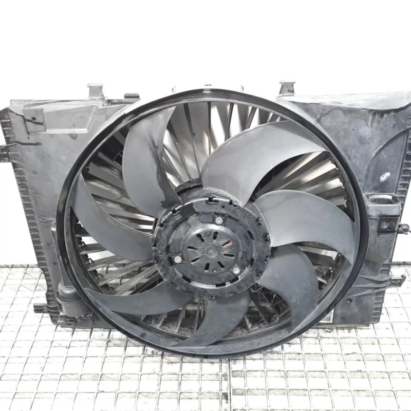 Cumpărături sigure Electroventilator cu releu, cod A2045000493 Mercedes Clasa E (W212) 2.2 cdi, OM651924 (id:458841)