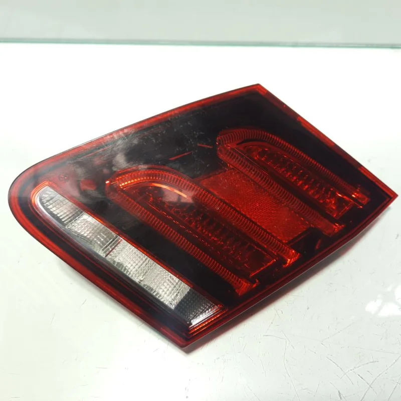 Bestseller Stop dreapta capota, Mercedes Clasa E (W212) (id:458664)