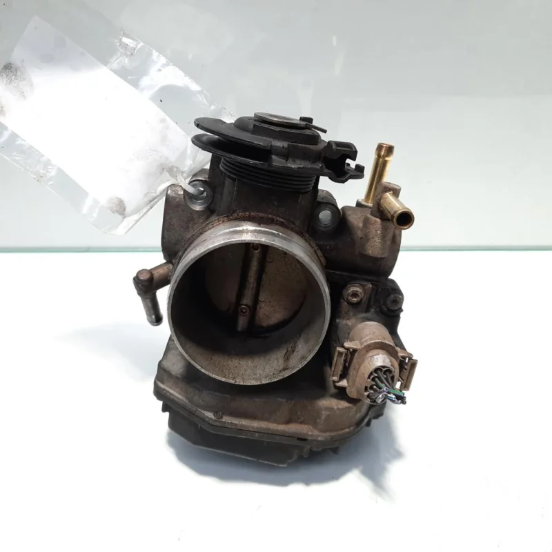 Clapeta acceleratie, cod 06A133064H, Skoda Octavia 1 (1U2), 2.0 benz, AEG Livrare rapidă